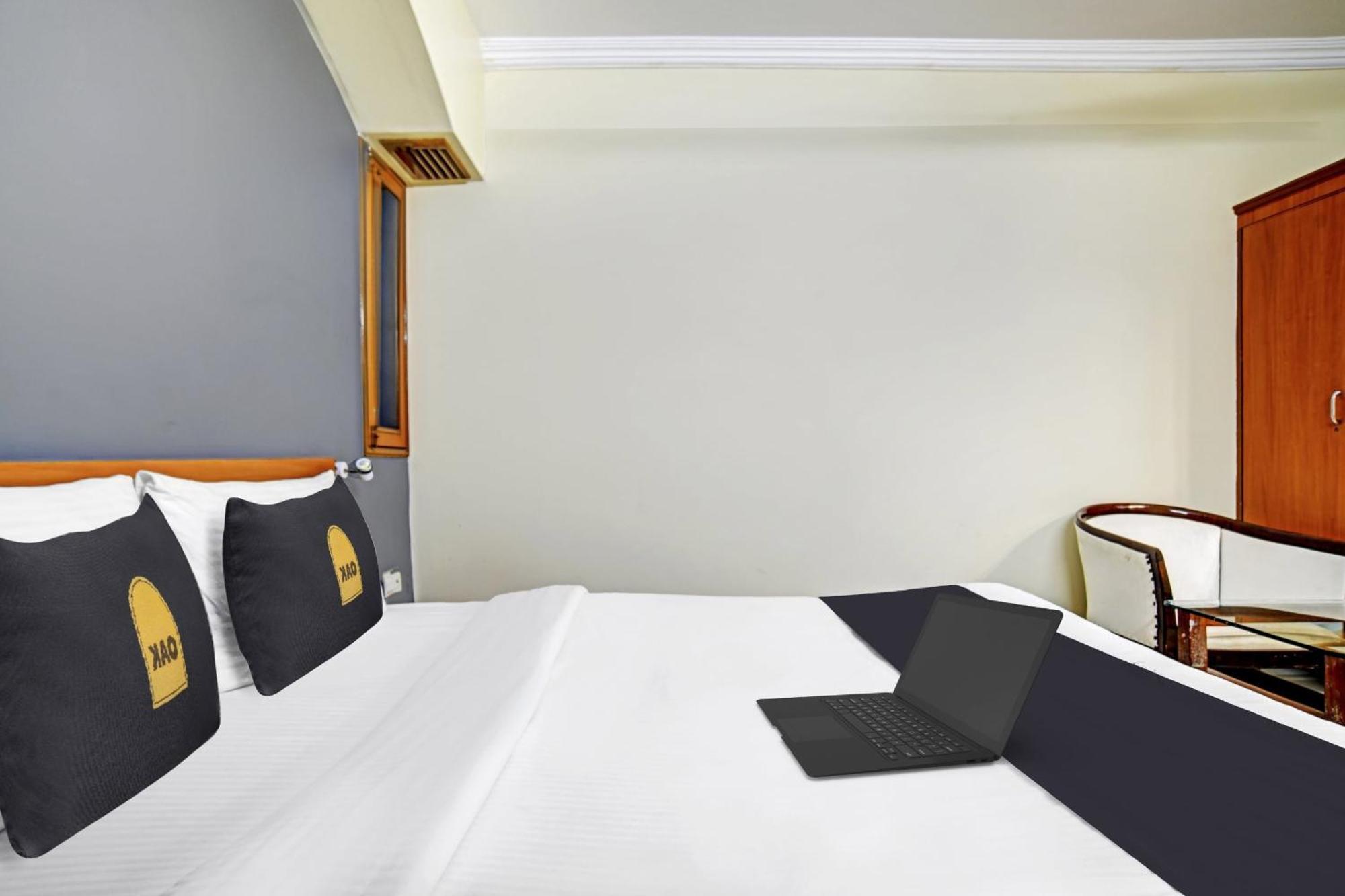Hotel Townhouse Oak Utsav Residency Indore Exterior foto